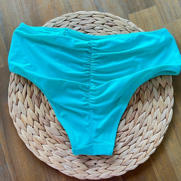 VICTORIA SECERT | high waisted cheeky cinch bikini bottom - Picture 2 of 8